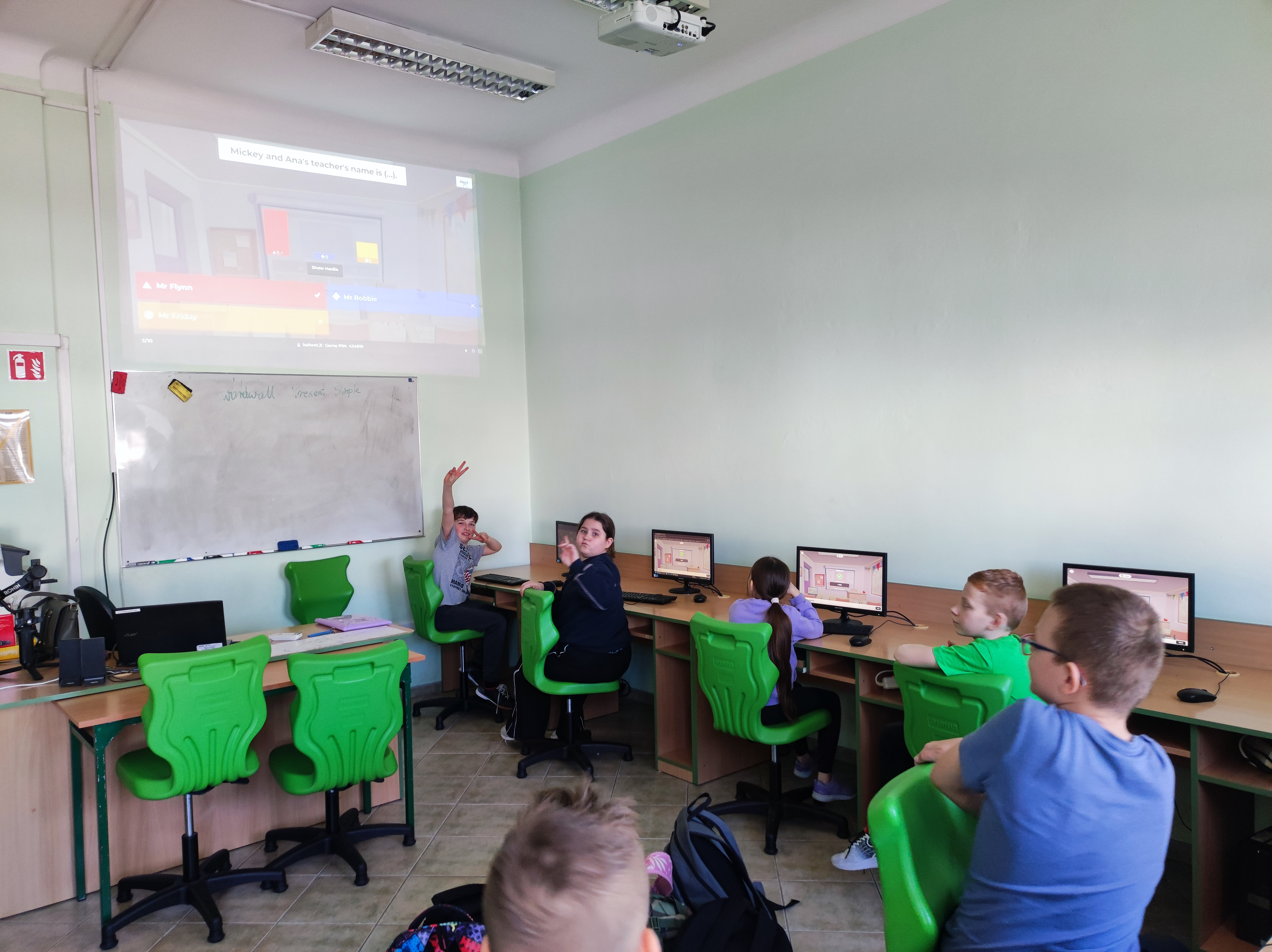 „Wsparcie nauki języka angielskiego w Szkole Podstawowej w Terpentynie” - zdjęcie