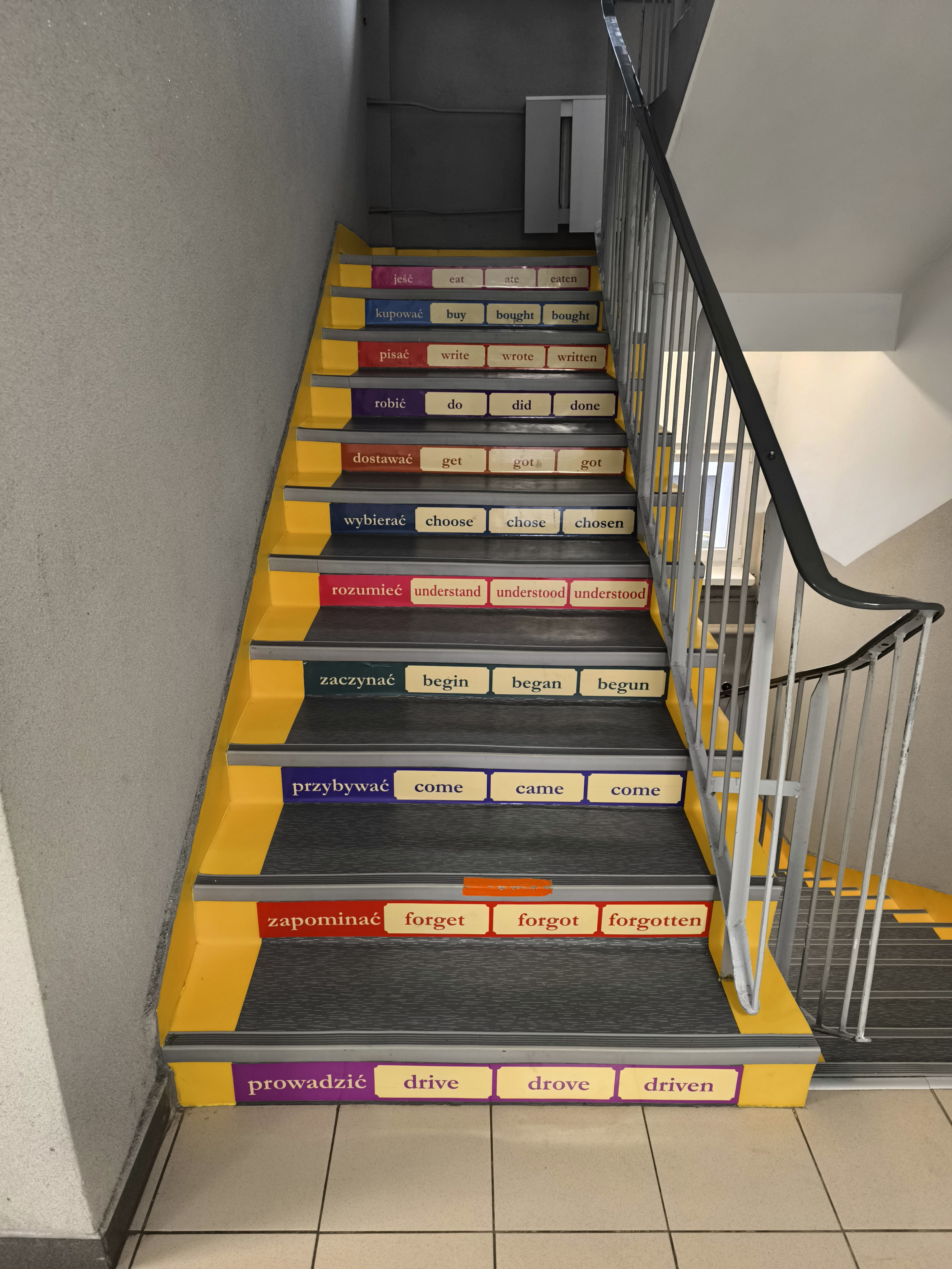 Drugi rok realizacji projektu  pn. „Wsparcie nauki języka angielskiego w Szkole Podstawowej w Terpentynie” - zdjęcie