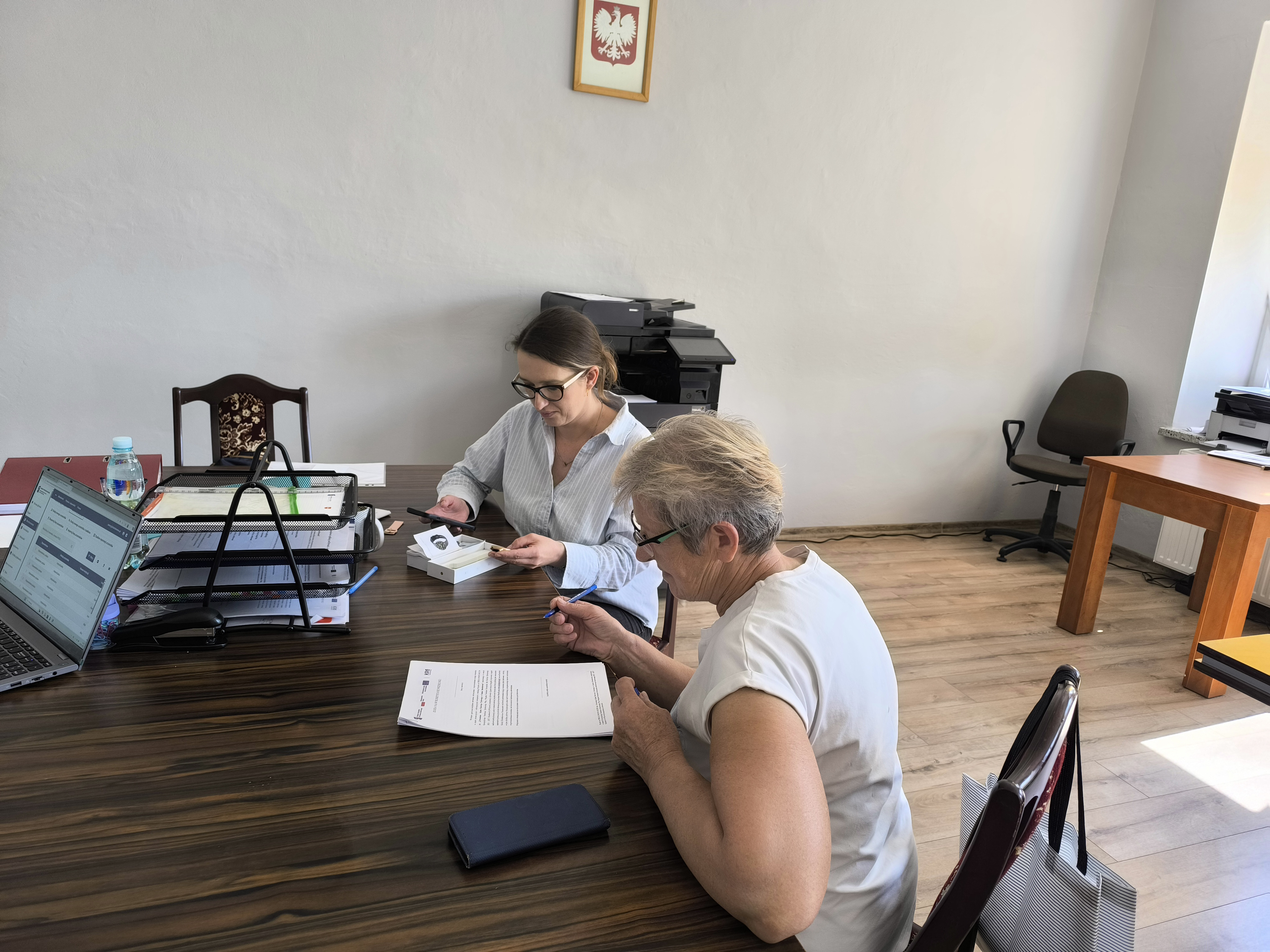 Konsultacje oraz dostawa sprzętu elektronicznego w ramach projektu "Utworzenie Klubu Rozwoju Cyfrowego w Gminie Dzierzkowice” - zdjęcie