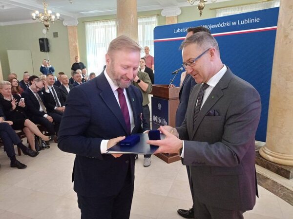 Resortowe wyróżnienie dla wójta M. Gąsiorowskiego - zdjęcie