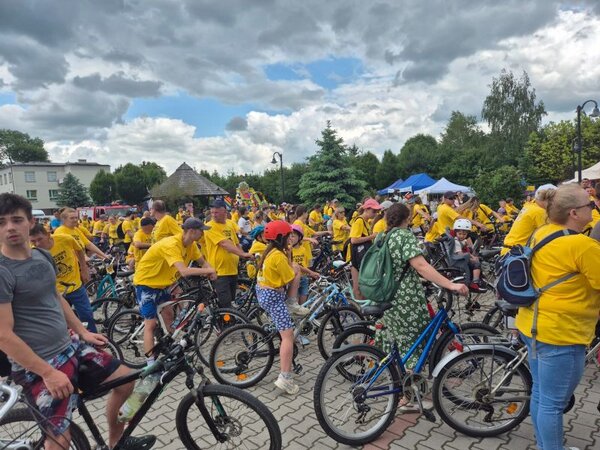 Rozpędzona BICYKLIADA - zdjęcie