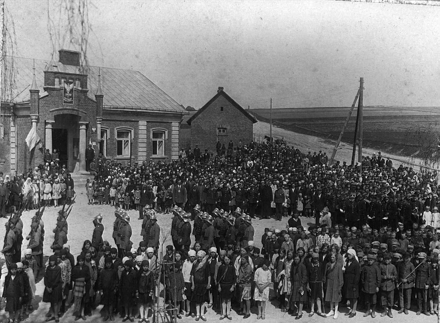 Gmina sprzed 100 lat na fotografiach