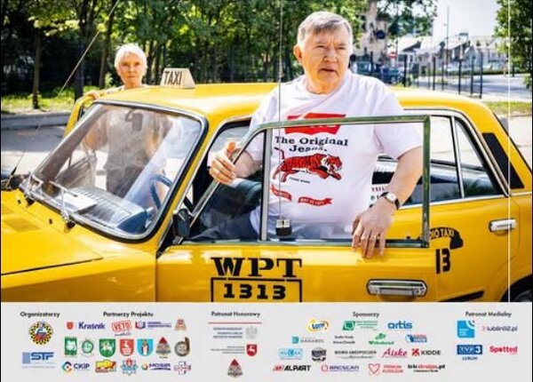 Miłośnicy klasyków wspierają potrzebujących